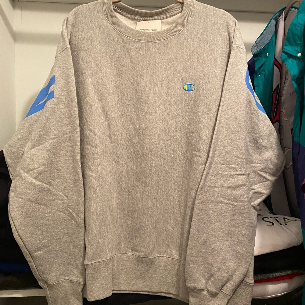 NWT champion sweatshirt